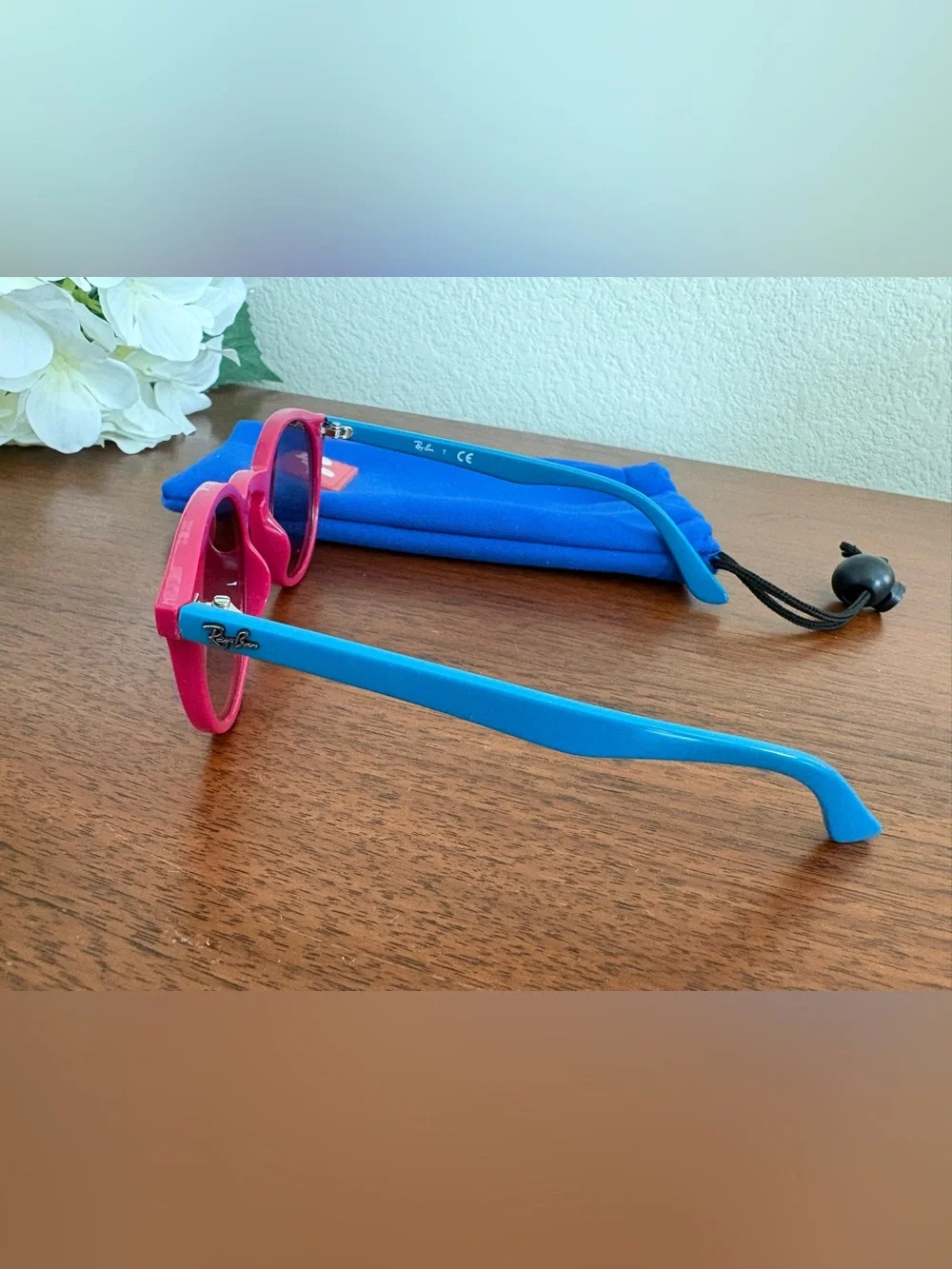 Ray-Ban Kids Hot Pink Round Sunglasses with Dark Lenses